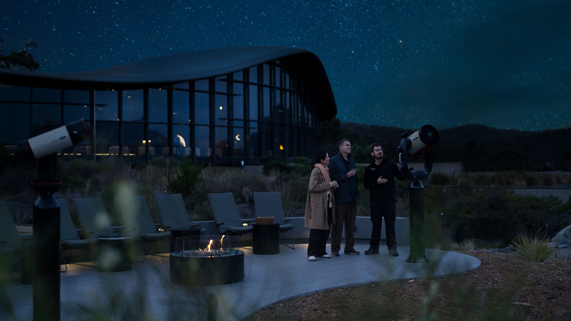 Saffire Freycinet under the night sky